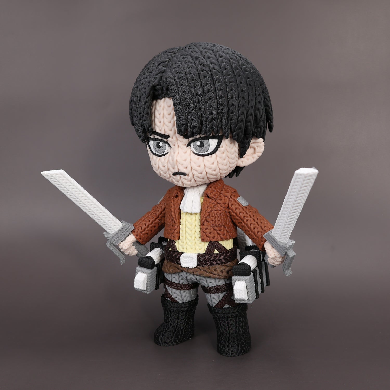 Levi Ackerman Human Version – Figura Anime 3D Crochet de 18 cm